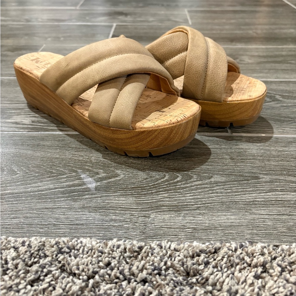 Kork’s Women's Tan Wedge Sandals
